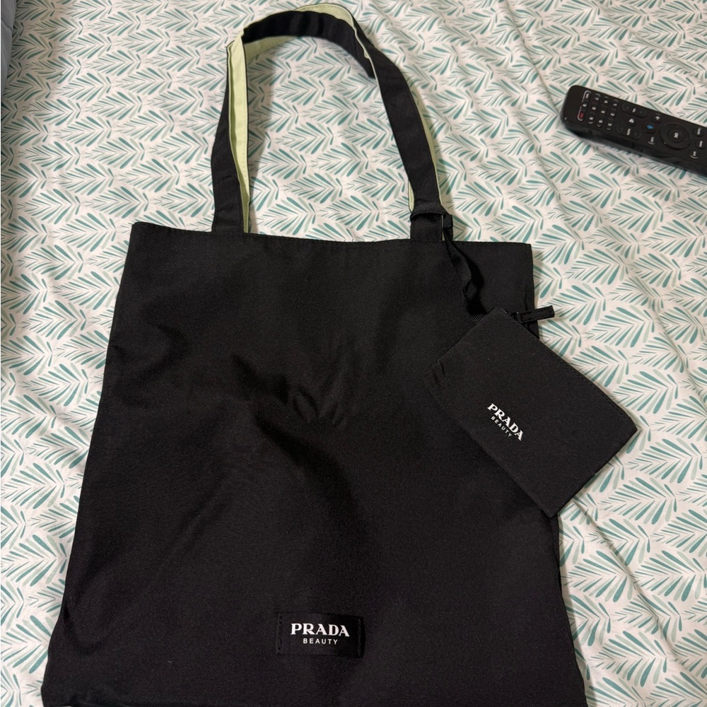 Prada Black Classic Tote Bag with Minimalist Design